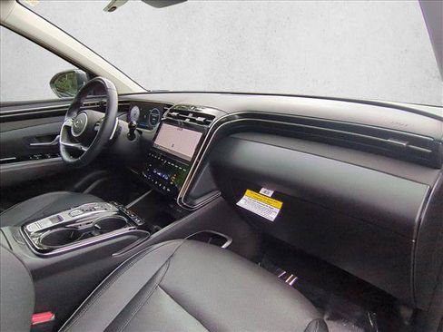 Certified 2023 Hyundai Tucson Limited AWD/4WD image 25
