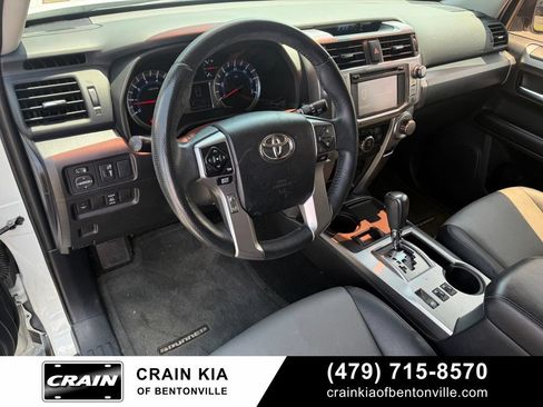 Used 2016 Toyota 4Runner SR5 Premium RWD image 9