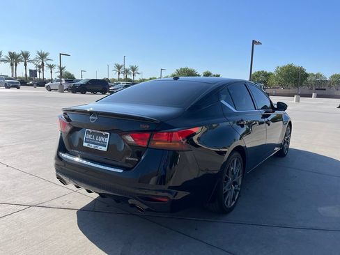 Used 2023 Nissan Altima 2.0 SR FWD image 7