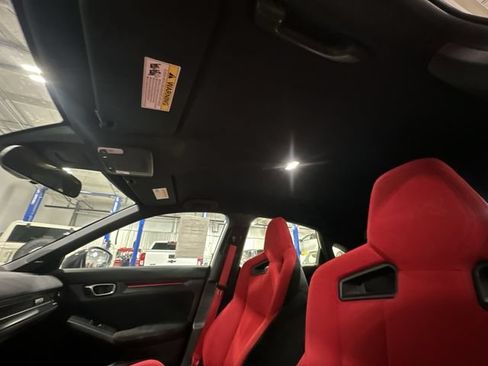Used 2025 Honda Civic Type R image 20