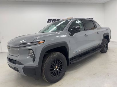 New 2025 Chevrolet Silverado EV LT