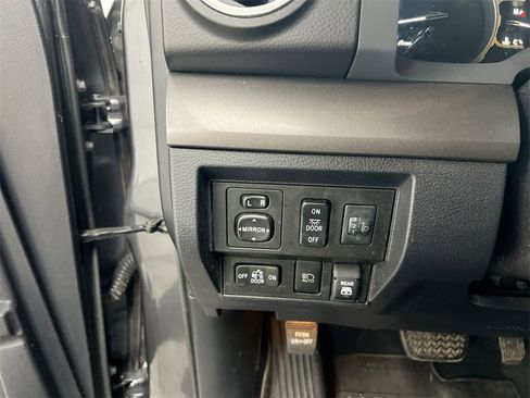 Used 2020 Toyota Tundra SR5 image 17