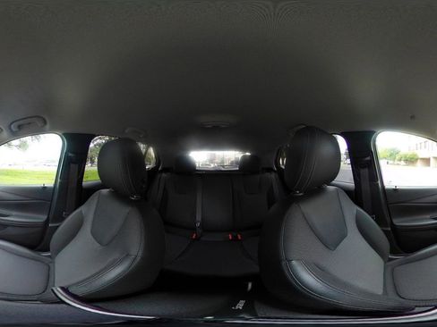 Used 2025 Buick Encore GX Preferred FWD image 37