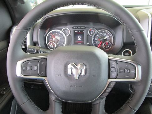 New 2026 RAM 1500 Big Horn AWD/4WD image 32