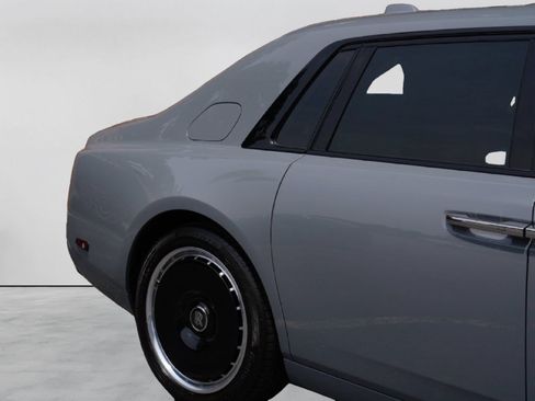 Certified 2024 Rolls-Royce Phantom Sedan w/ The Phantom Package RWD image 8