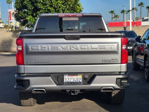 Used 2019 Chevrolet Silverado 1500 High Country w/ Technology Package image 25