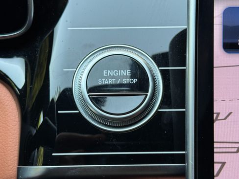 Used 2024 Mercedes-Benz S 580e 4MATIC Sedan image 26