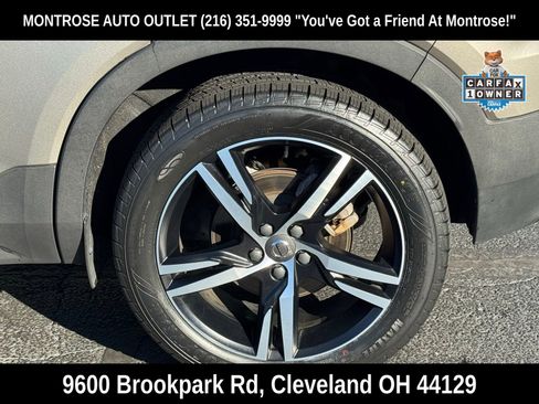 Used 2022 Volvo XC40 T5 R-Design w/ Climate Package image 57