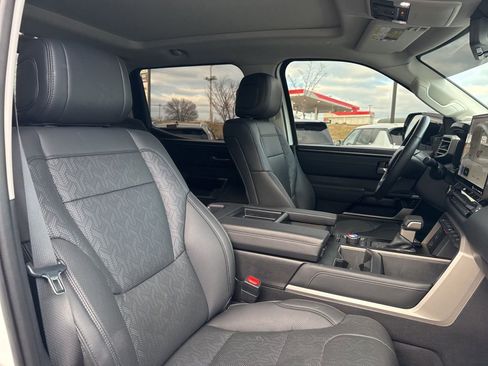 Used 2024 Toyota Tundra Limited image 22