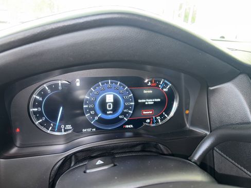 Used 2019 Cadillac Escalade Luxury RWD image 10