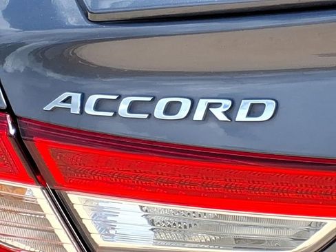 Used 2020 Honda Accord Sport image 10