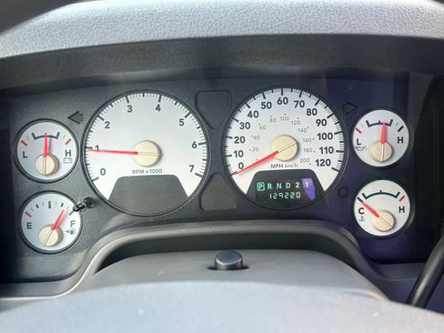 Used 2007 Dodge Ram 1500 Truck ST w/ SXT Group RWD image 6