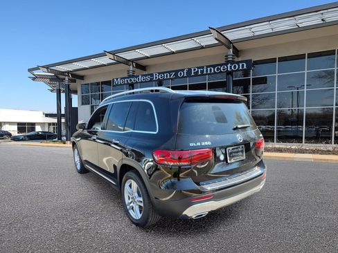 Certified 2022 Mercedes-Benz GLB 250 4MATIC image 5