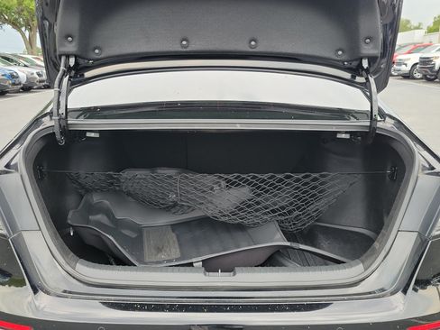 Used 2024 Honda Accord Touring image 11