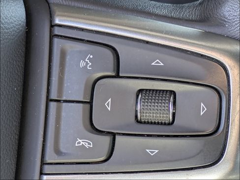 Used 2021 Chevrolet Tahoe LT AWD/4WD image 28