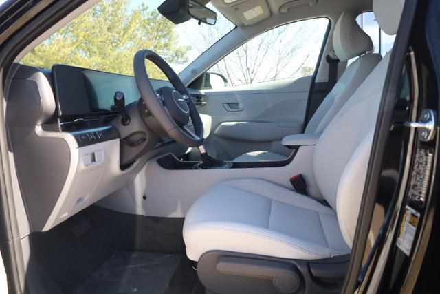 New 2026 Hyundai Kona SEL Sport FWD image 13