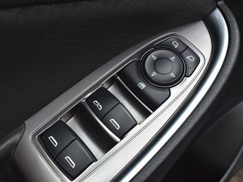 Used 2020 Chevrolet Malibu LT image 18