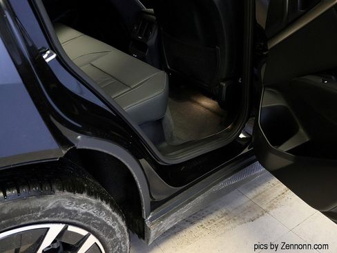 Used 2025 BMW X3 xDrive30i image 33