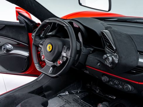 Used 2020 Ferrari 488 Pista Spider image 77