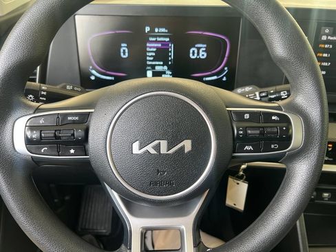 Certified 2023 Kia Sportage LX FWD image 54