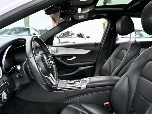 Used 2021 Mercedes-Benz C 300 Sedan image 7