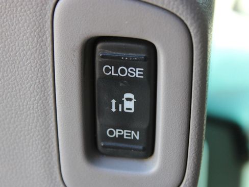 Used 2011 Honda Odyssey EX-L image 13