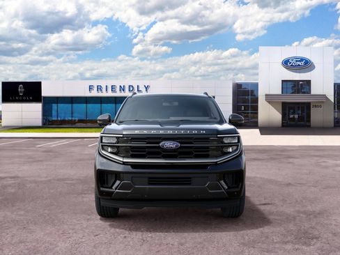 New 2027 Ford Expedition Platinum w/ Platinum Ultimate Package AWD/4WD image 3