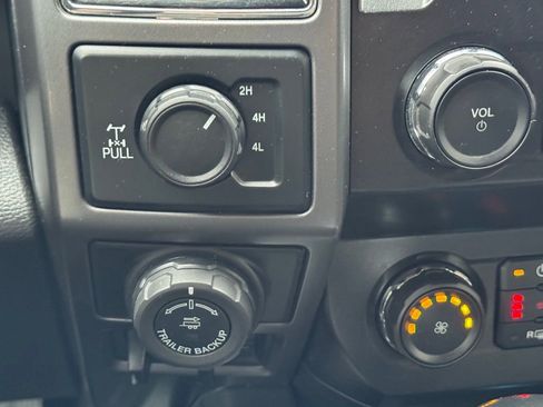 Used 2019 Ford F150 XLT w/ Equipment Group 302A Luxury image 26