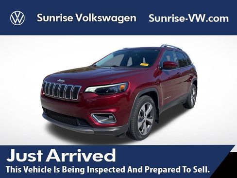 Used 2019 Jeep Cherokee Limited image 1