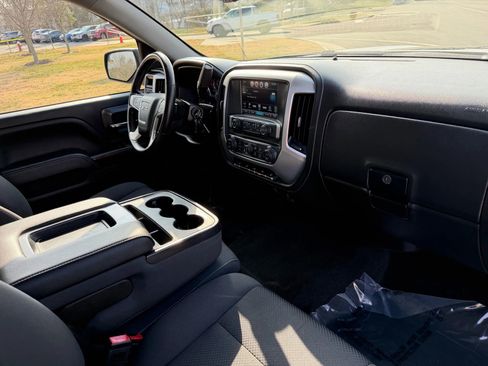 Used 2017 GMC Sierra 1500 SLE w/ SLE Value Package image 28