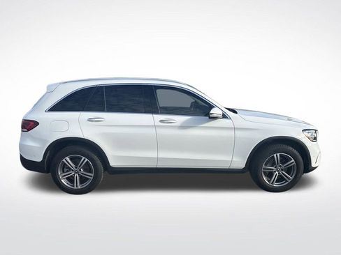 Used 2022 Mercedes-Benz GLC 300 image 2