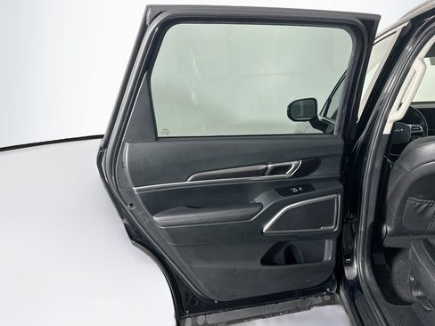Used 2025 Kia Telluride S FWD image 27
