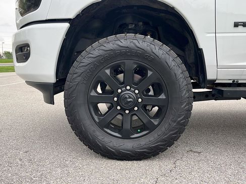 Used 2026 RAM 2500 Laramie w/ Night Edition AWD/4WD image 9