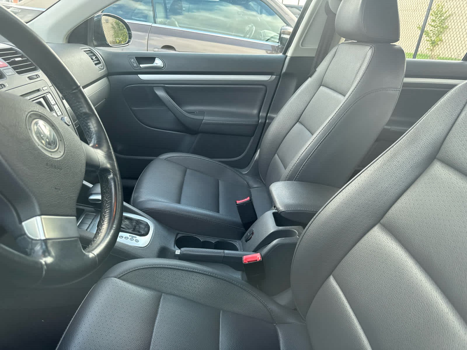 Used 2008 Volkswagen Jetta SE FWD image 6