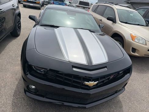 Used 2010 Chevrolet Camaro SS w/ RS Package RWD image 2