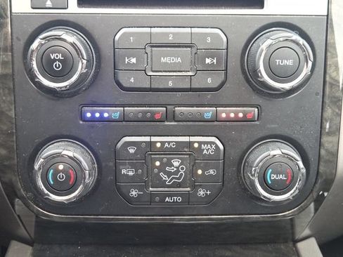 Used 2016 Ford Expedition Max Limited AWD/4WD image 33