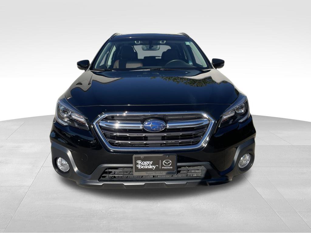 Used 2019 Subaru Outback 3.6R Touring w/ Popular Package #3A AWD/4WD image 2