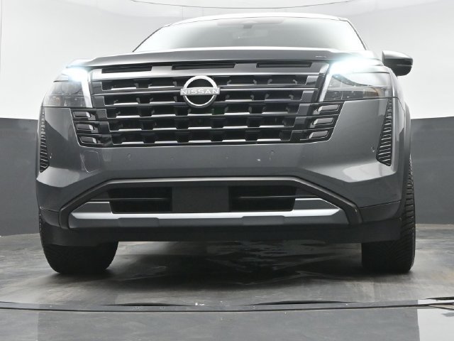 Used 2026 Nissan Pathfinder SL w/ SL Premium Package FWD image 19