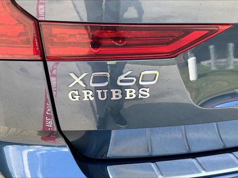 Used 2026 Volvo XC60 B5 Plus AWD/4WD image 43