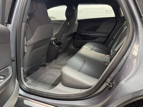 Used 2024 Lucid Air Touring AWD/4WD image 9