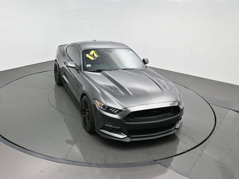 Used 2017 Ford Mustang GT Premium w/ GT Performance Package RWD image 34
