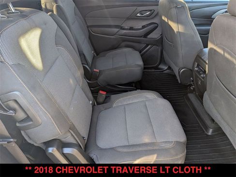 Used 2018 Chevrolet Traverse LT image 26