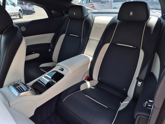 Used 2017 Rolls-Royce Wraith RWD image 12
