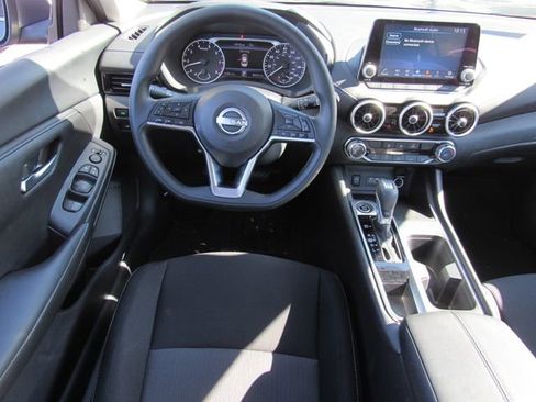 Certified 2025 Nissan Sentra SV w/ Trunk Package image 10