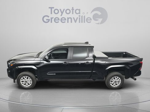 Certified 2024 Toyota Tacoma SR5 AWD/4WD image 5