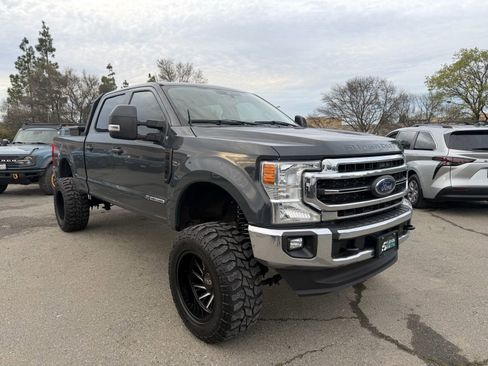 Used 2021 Ford F350 Lariat w/ Camper Package image 8