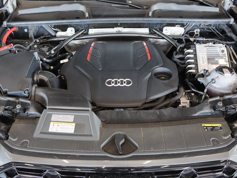 Used 2023 Audi SQ5 Premium Plus w/ Premium Plus Package AWD/4WD image 4