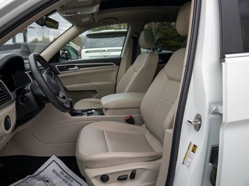 Used 2022 Volkswagen Atlas SE w/ Panoramic Sunroof Package image 20