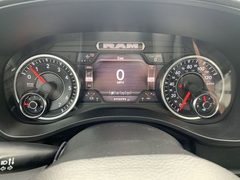 Used 2020 RAM 1500 Laramie AWD/4WD image 11