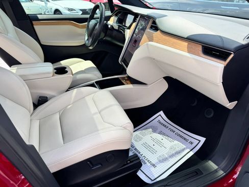 Used 2019 Tesla Model X Performance AWD/4WD image 12